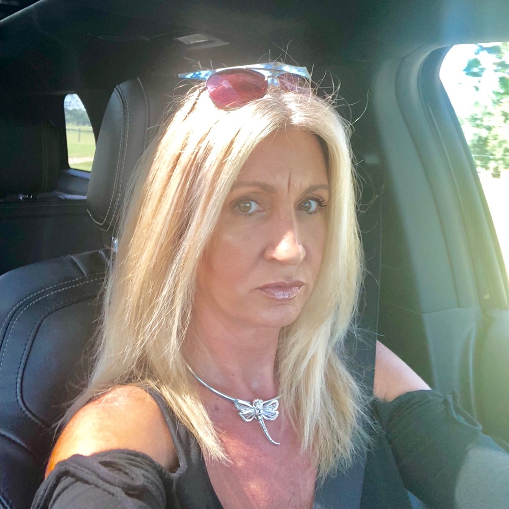 Meet your Posher, Kristin